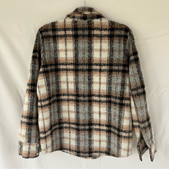 BB Dakota by Steve Madden Women’s Spread Collar Courtside Plaid Shacket Sz Large - Picture 3 of 6